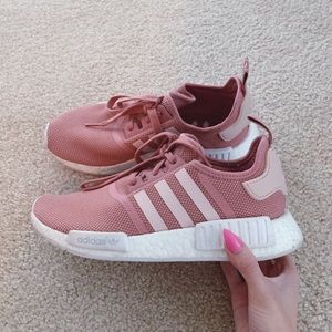 Adidas nmd r1 raw pink sneakers